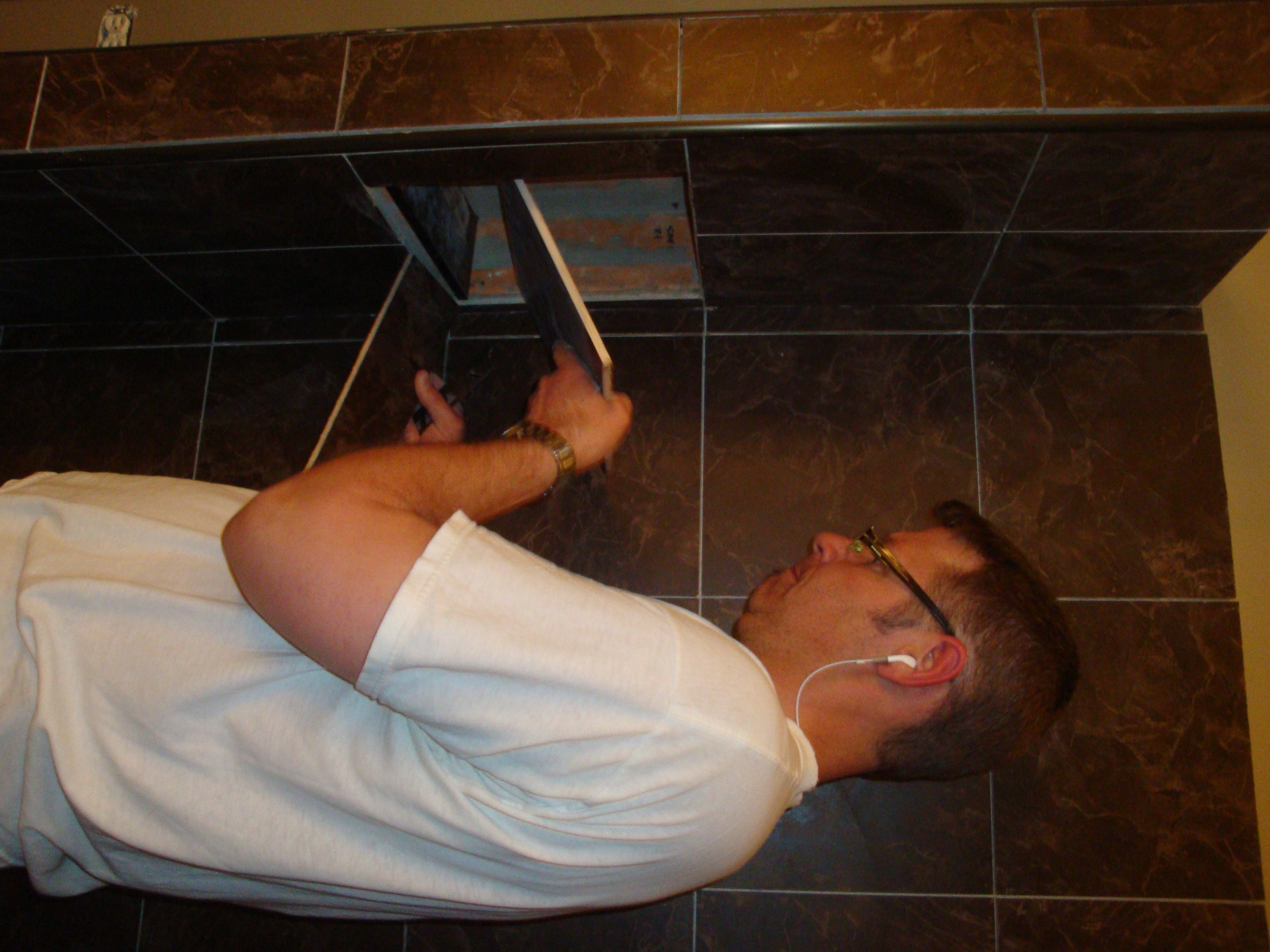 Main floor bathroom photo 101