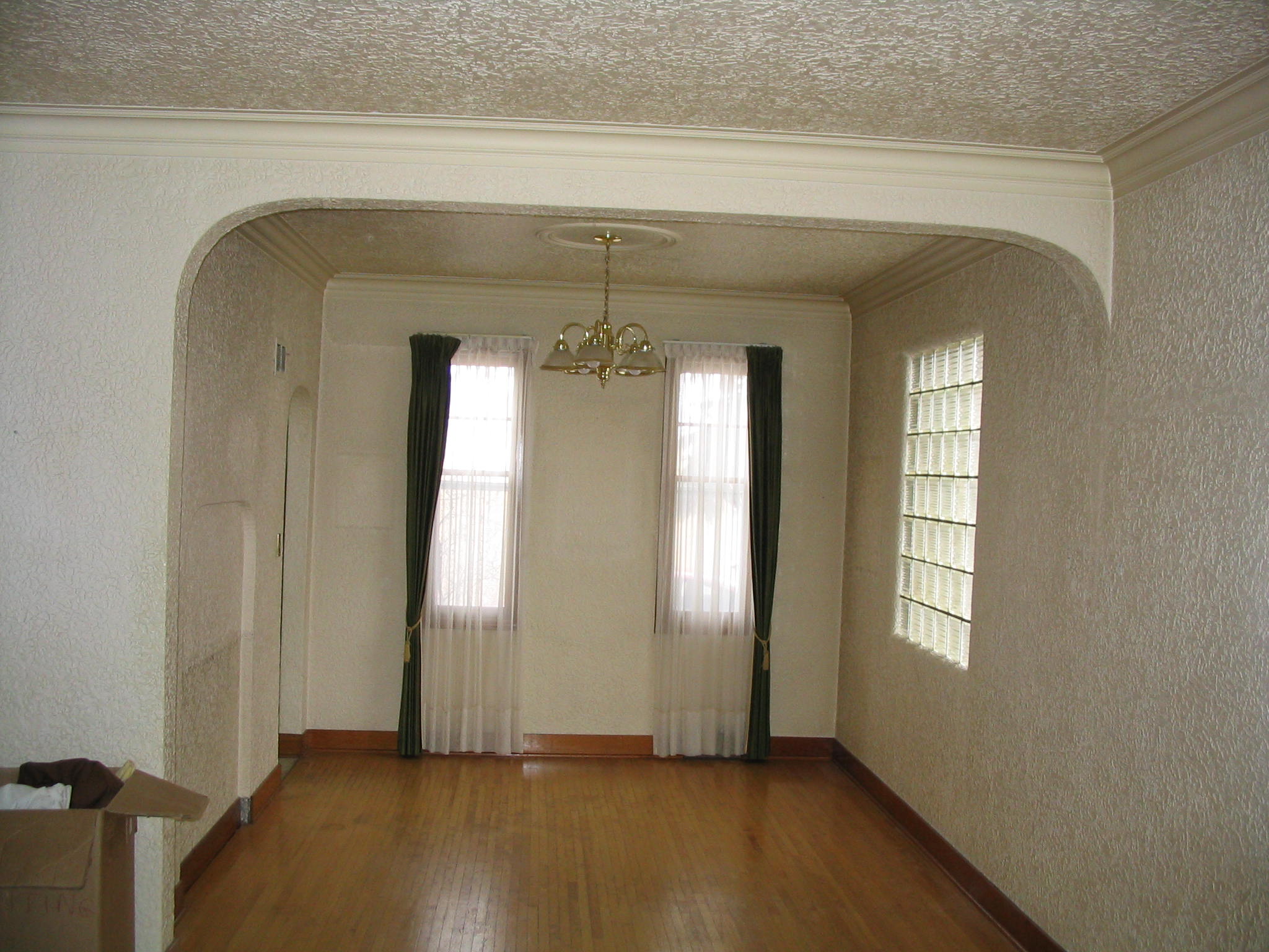 Pre-renovation photo 1