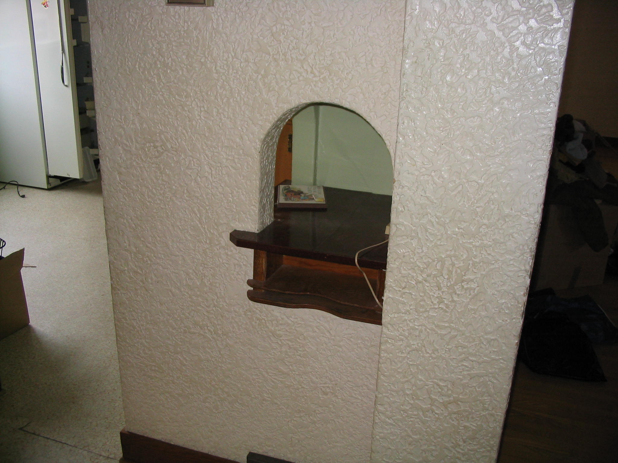 Pre-renovation photo 13